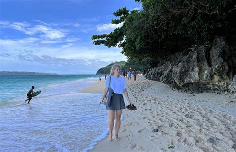 EXACTLY How To Get From Caticlan To Boracay ️ [2024].